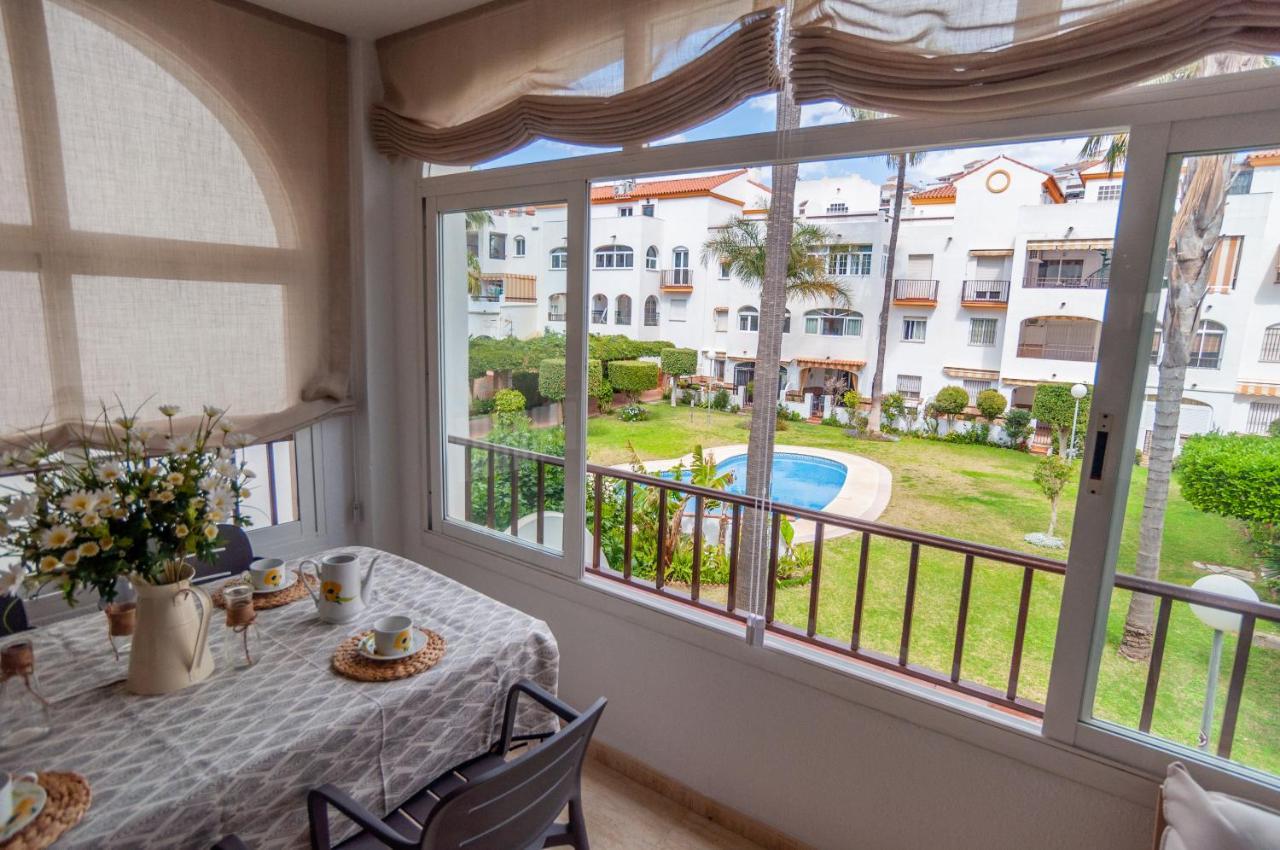 Ketan Suite Nadales Малага Экстерьер фото